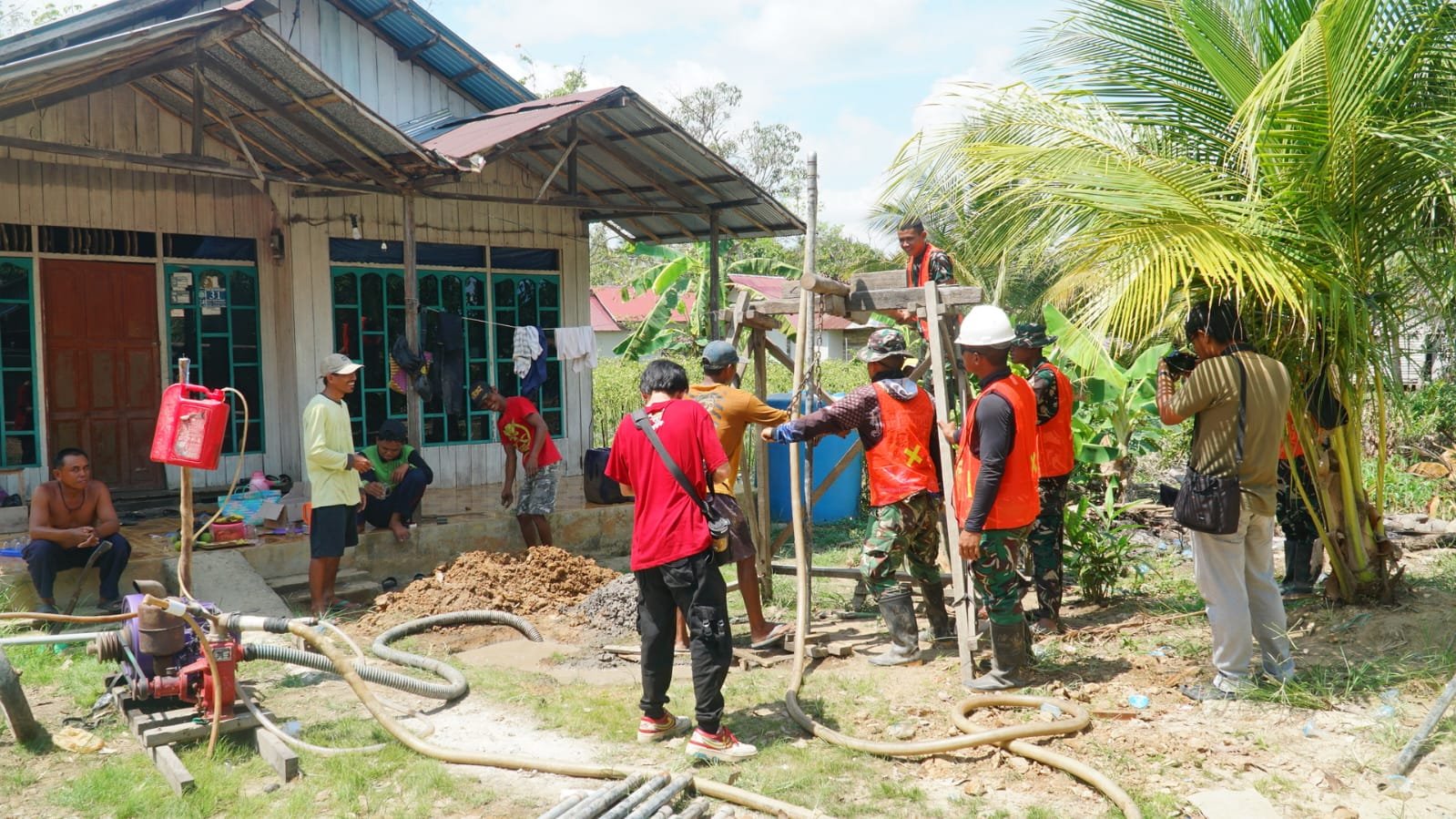 Pengeboran Sumur Bor ke-3 TMMD Ke-129 untuk Ketersediaan Air Bersih