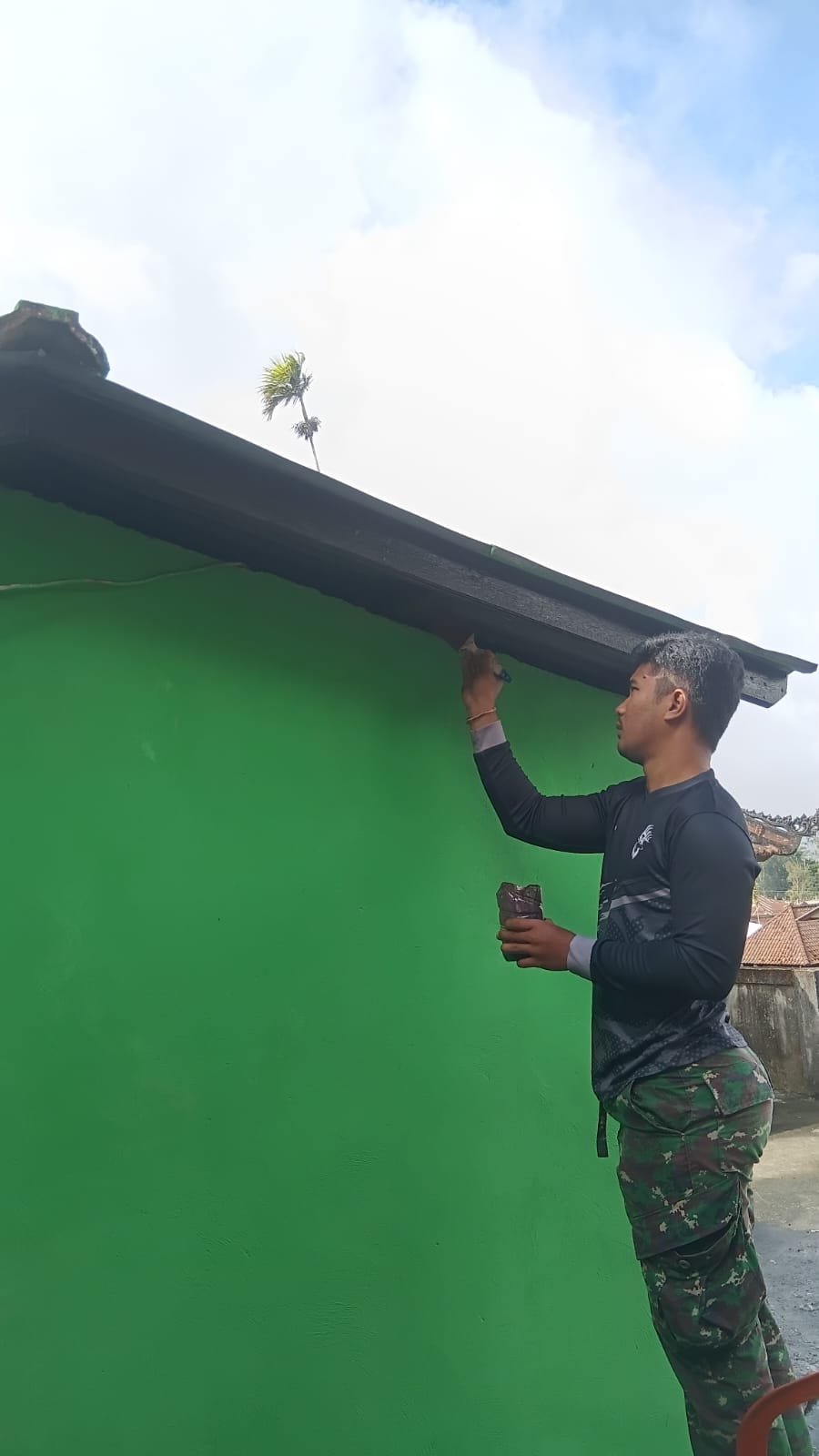 MCK Jaba Pura Puseh Hampir Selesai, Proses Finishing Sedang Berlangsung