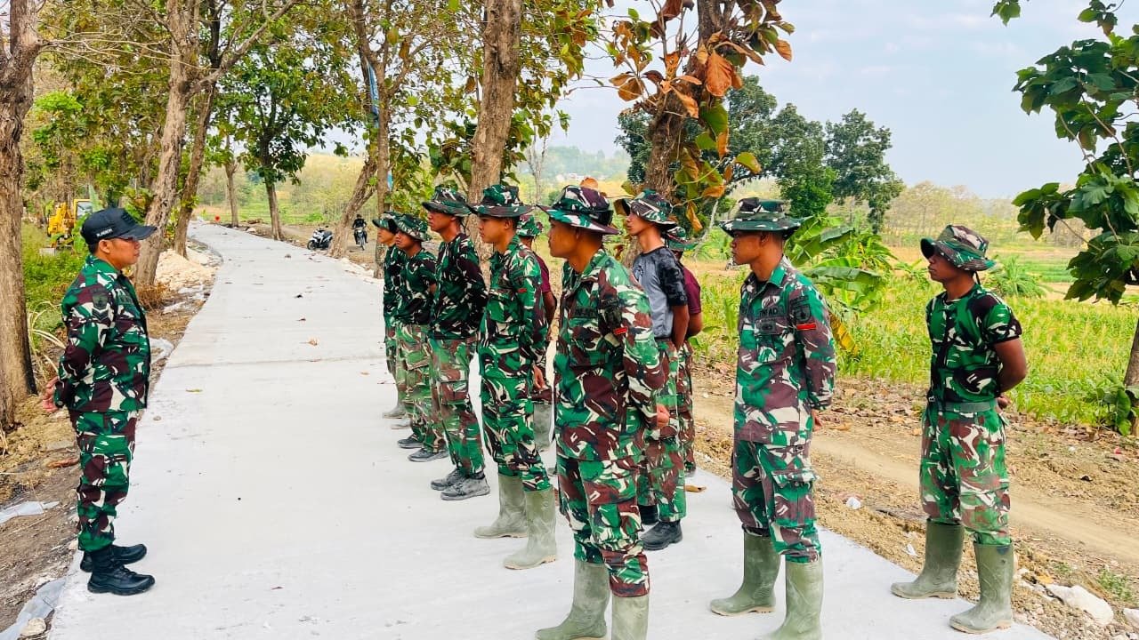 Optimalkan Pembangunan, Satgas TMMD 129 Mengadakan Apel Pagi di Lokasi Kerja