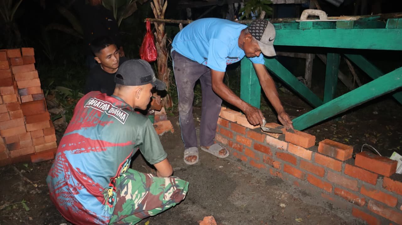 Dedikasi Tanpa Batas, Satgas TMMD Kerja Keras Hingga Malam untuk Air Bersih di Sebatik