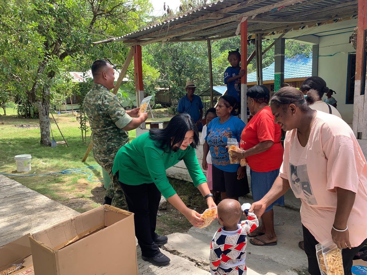 Sosialisasi dan Kebahagiaan: TNI Menghadirkan Keceriaan di TMMD Ke-129