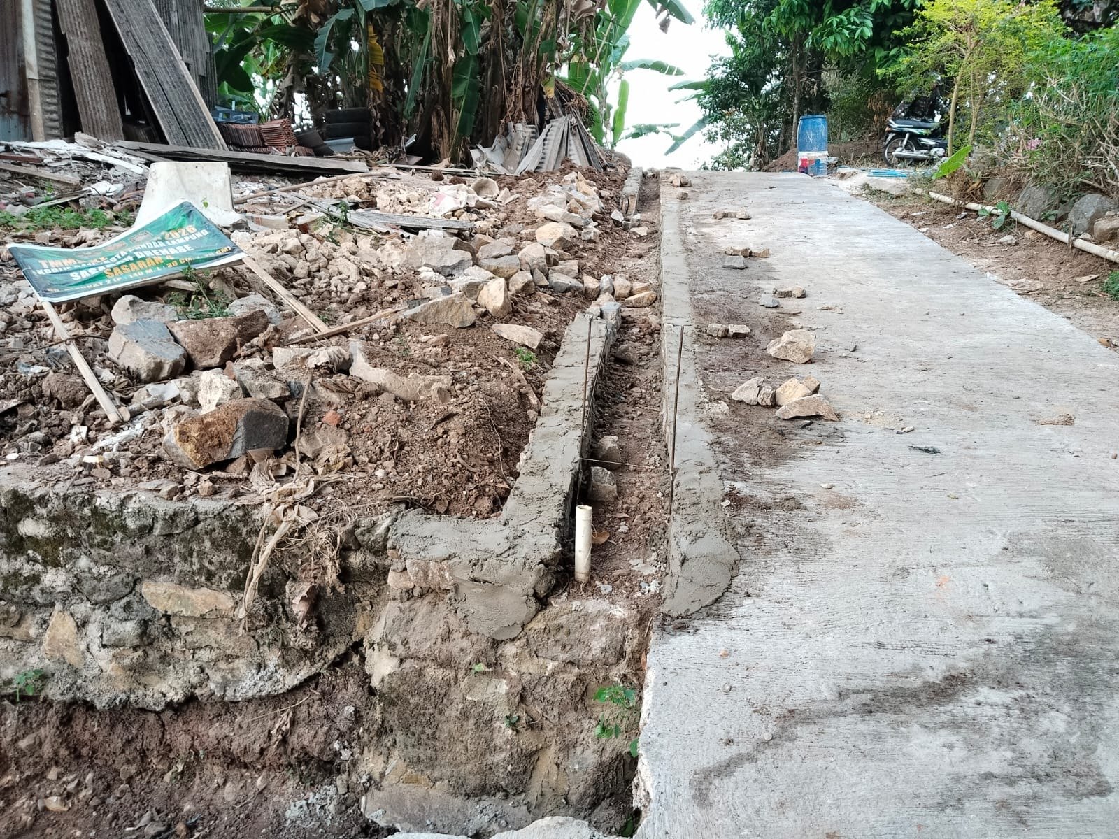 Komitmen Satgas TMMD Ke-129 Kodim 0410/KBL Dalam Membangun Infrastruktur dan Meningkatkan Kualitas Hidup Warga